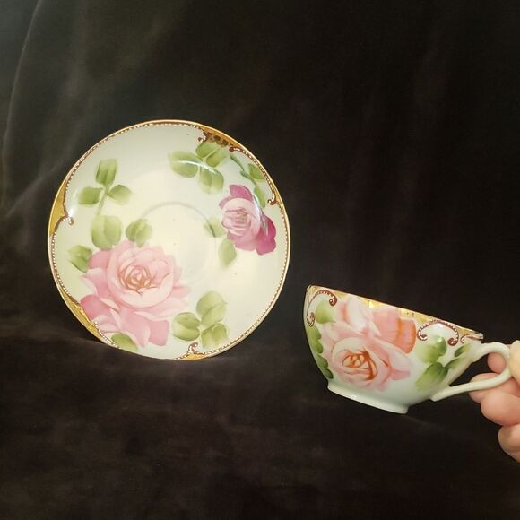 Vintage Delicate Bone China Cup and Saucer Floral Design - Japan - Picture 1 of 9